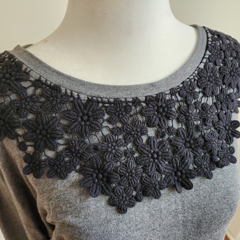 Kensie women's grey top with black embroidered design